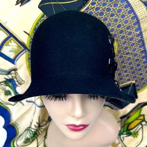 💯 Wool asymmetrical hat, black hand crafted beads soft vintage look women